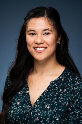 kirstin rollins headshot